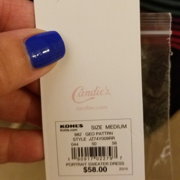 Candii's Sweater dress - Picture 4 of 4